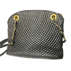 Vintage BALLY black quilted leather oval top shape shoulder bag with a fringe and golden B charm. Classic daily use design. 080819ys4