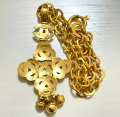 MINT. Vintage Chanel thick chain statement necklace with knot and CC mark pendant top and bells. Gorgeous masterpiece. 061224ac3