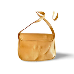 Vintage Celine beige leather shoulder bag with golden Triomphe and logo. Elegant and classic purse. 060123ac4