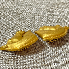 Vintage HERMES gold tone horse earrings. Fun and unique jewel piece from Bijouterie Fantaisie collection. 060521ac3