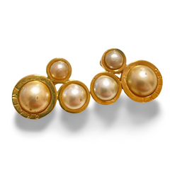 Vintage Celine golden 3 round frame faux pearl earrings. Classic jewelry piece back in the era. 061001ac2