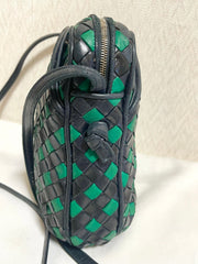 Vintage Bottega Veneta intrecciato navy and green woven lamb leather shoulder bag. 070203ys1
