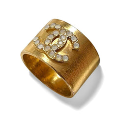 Vintage CHANEL gold tone thick type ring with white crystal CC mark. 060528k1m