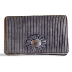 Vintage Bottega Venetia black suede clutch bag with bow motif and a built-in mirror. 051009ap2