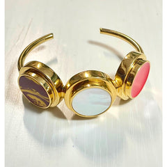 1990s. Vintage Mulberry Gold-Tone Bangle with Red, Brown Marble & Shell Charms, Made in Italy. 080917ys2