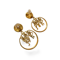 Vintage CHANEL golden round motif and logo letter dangling earrings. Rare and adorable jewelry for your collection. 060820ac2