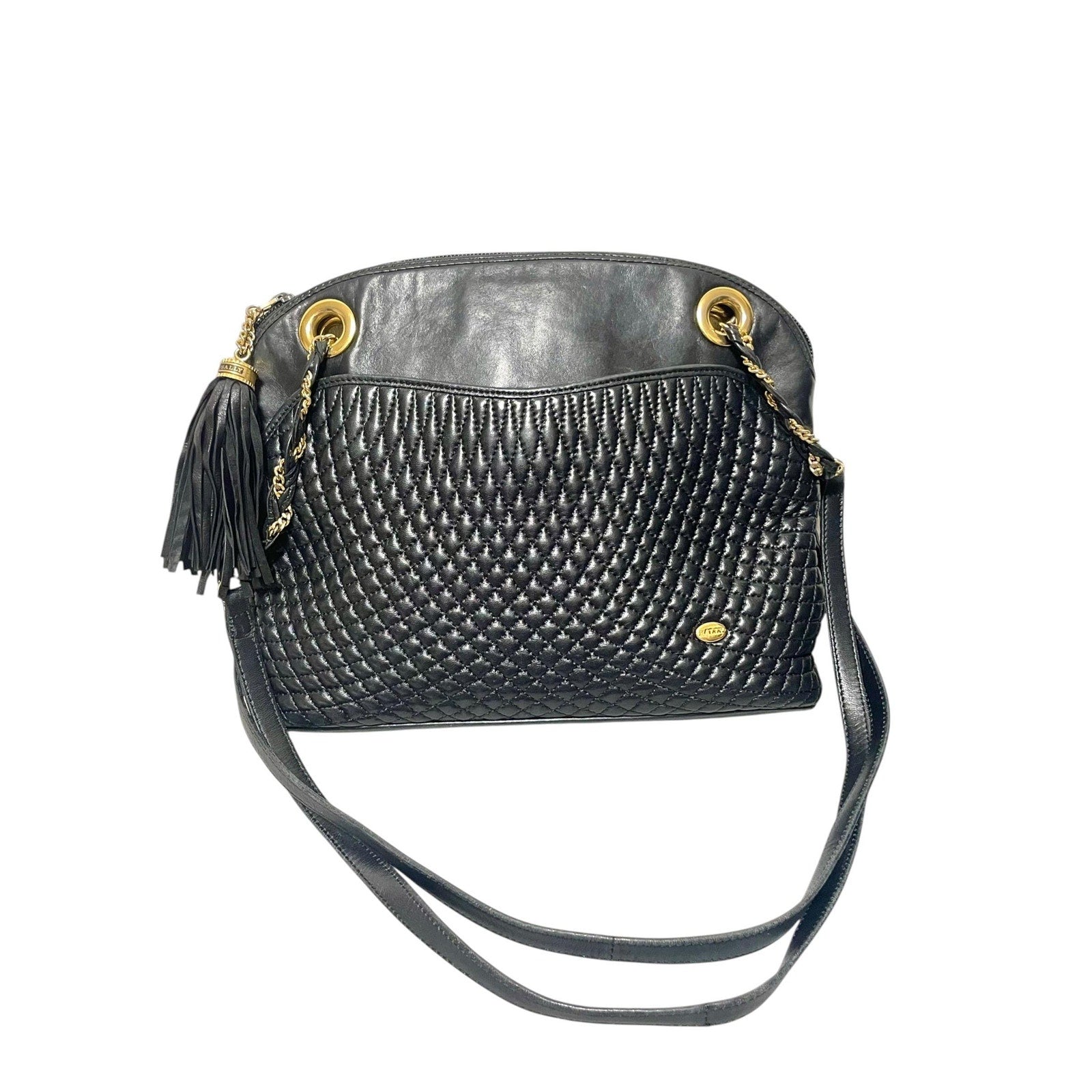 Vintage BALLY black quilted leather oval top shape shoulder bag with a fringe and golden B charm. Classic daily use design. 080819ys4