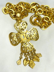 Vintage Chanel thick chain statement necklace with spiral petal flower, clover CC top and dangling leaves. Gorgeous jewelry. 070204ac2