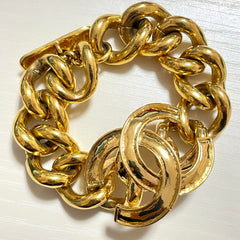 Vintage Chanel chain bracelet with large CC mark. Must have gorgeous jewelry. 061217ac4