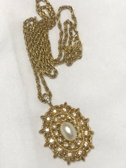 Vintage NINA RICCI statement necklace with oval shape pendant top with pearl and crystal stones. Rare and gorgeous gift. 0405165