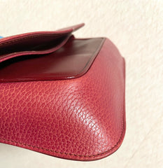 Vintage Cartier wine leather clutch bag with gold tone logo motif. Classic purse from must de Cartier Collection. 080114tr2