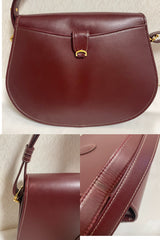 Vintage Cartier wine, bordeaux leather shoulder bag with embossed logo, purse from must de Cartier collection. Great daily bag. 070128ac3