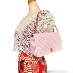 1990s Vintage CHANEL 2.55 Milky Pink Lambskin Shoulder Bag with Gold CC Turnlock | Rare Color Classic Flap | 408241