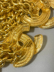 Vintage CHANEL gold chain belt with triple layer chains and two large matelasse CC mark charms at sides. Gorgeous belt. 95cm. 070527ac2