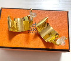 Vintage Hermes cloisonne enamel golden earrings with blue fox design. Classic Hermes jewelry. 060924ac1