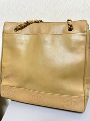 Vintage CHANEL brown beige caviar leather chain tote bag, shoulder purse with CC stitch marks. Classic and daily use bag. 070429re