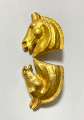 W5 Vintage HERMES gold tone horse earrings. Fun and unique jewel piece from Bijouterie Fantaisie collection. 050901ya
