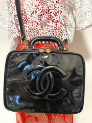 Vintage CHANEL Black Patent Enamel Vanity Bag — Lunchbox Shape Shoulder Bag with Large CC Stitch Motif — 080116re1