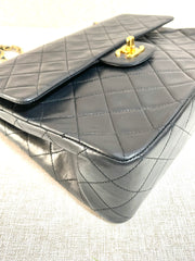 Vintage CHANEL black lambskin classic 2.55 double flap shoulder purse with golden chain straps. Make you even more chic. 061203ac1