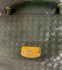 Vintage Bottega Veneta dark green intrecciato woven leather handbag. Rare masterpiece. 070324ac