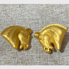 Vintage HERMES gold tone horse earrings. Fun and unique jewel piece from Bijouterie Fantaisie collection. 060521ac3