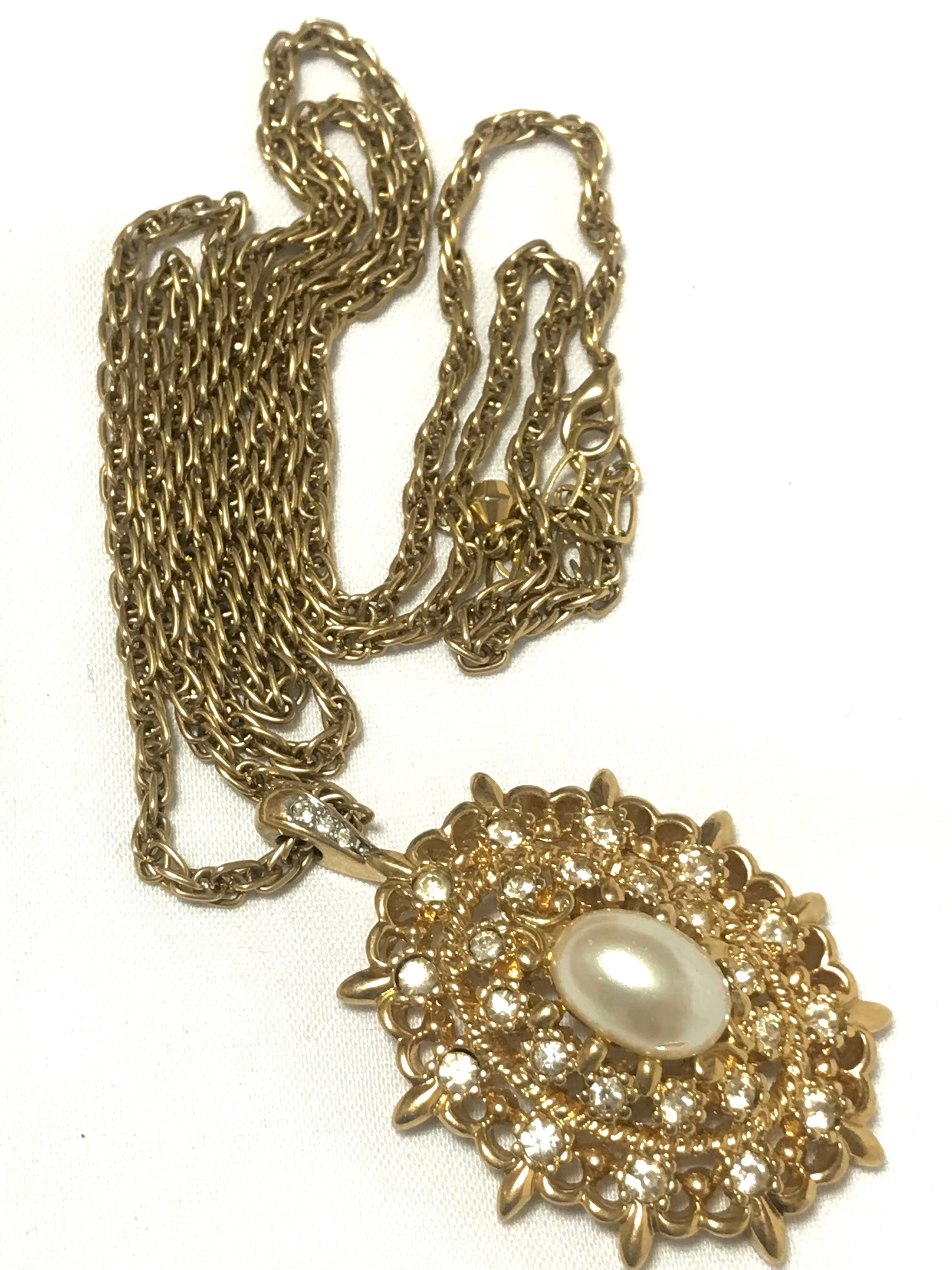 Vintage NINA RICCI statement necklace with oval shape pendant top with pearl and crystal stones. Rare and gorgeous gift. 0405165