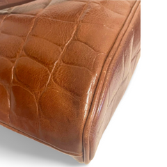 Vintage Mulberry croc embossed brown leather large tote bag in oval shape. Masterpiece back in the era. Roger Saul era. 071030y1
