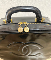 Vintage CHANEL Black Patent Enamel Vanity Bag — Lunchbox Shape Shoulder Bag with Large CC Stitch Motif — 080116re1