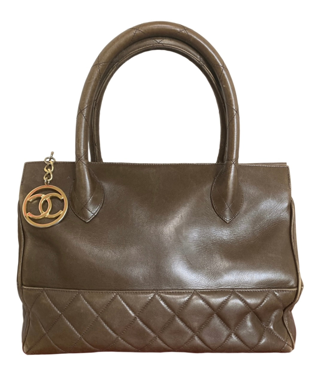 Vintage CHANEL Brown Lambskin Matelassé Tote Bag | Large Gold CC Charm | Classic Daily Handbag | Made in Italy | 050630