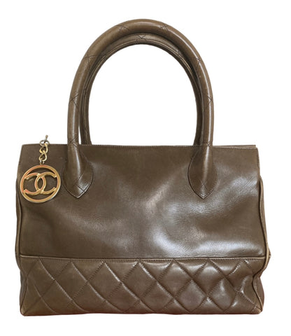 Vintage CHANEL Brown Lambskin Matelassé Tote Bag | Large Gold CC Charm | Classic Daily Handbag | Made in Italy | 050630
