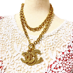 Vintage CHANEL heavy chain necklace with large and small woven design CC mark pendant top. Gorgeous masterpiece jewelry. 070107ac2