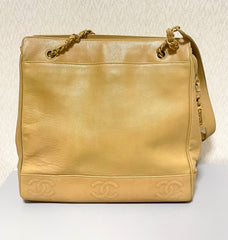 Vintage CHANEL brown beige caviar leather chain tote bag, shoulder purse with CC stitch marks. Classic and daily use bag. 070429re