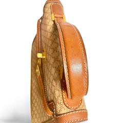 Vintage Celine cream beige triomphe macadam pattern handbag with brown leather trimmings. Classic purse from 90s Celine. 071104ac2