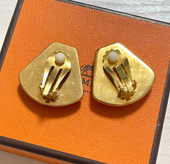 Vintage Hermes cloisonne golden earrings with tiger design in red. Fan shape. Classic jewelry. Great gift idea. 070428m1