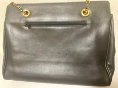 Vintage MOSCHINO black heart shape quilting lambskin tote bag with golden chains. Chic and functional purse. 070603ac1
