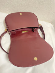 Vintage Cartier wine, bordeaux leather shoulder bag with embossed logo, purse from must de Cartier collection. Great daily bag. 070128ac3