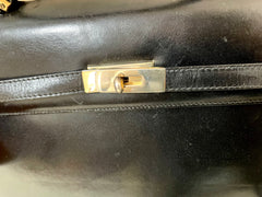 80's vintage BALLY black boxcalf leather kelly bag. Classic masterpiece handbag. 051203m1