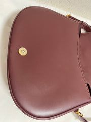 Vintage Cartier wine, bordeaux leather shoulder bag with embossed logo, purse from must de Cartier collection. Great daily bag. 070128ac3