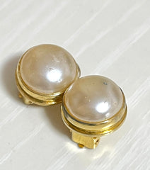 Vintage Celine small round faux pearl earrings with golden frame. Classic jewelry piece back in the era. 0409202