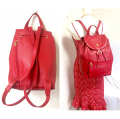 Vintage Paloma Picasso red leather backpack with golden logo motifs. Classic bag for unisex use. 060616r