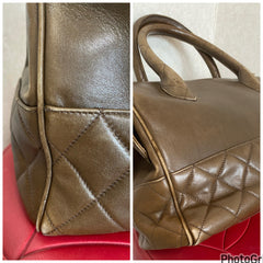 Vintage CHANEL Brown Lambskin Matelassé Tote Bag | Large Gold CC Charm | Classic Daily Handbag | Made in Italy | 050630