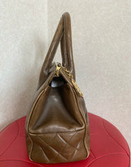 Vintage CHANEL Brown Lambskin Matelassé Tote Bag | Large Gold CC Charm | Classic Daily Handbag | Made in Italy | 050630