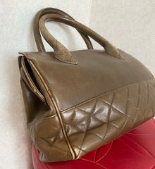 Vintage CHANEL Brown Lambskin Matelassé Tote Bag | Large Gold CC Charm | Classic Daily Handbag | Made in Italy | 050630