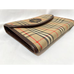 Vintage Burberry classic beige nova check fabric mini clutch wallet purse leather trimmings. Unisex purse. 051206ya1