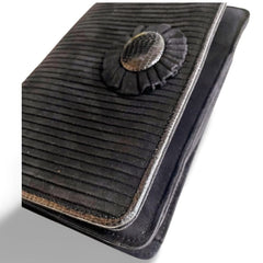 Vintage Bottega Venetia black suede clutch bag with bow motif and a built-in mirror. 051009ap2