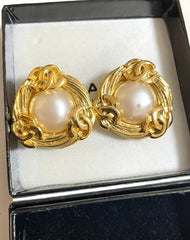 Vintage CHANEL large golden round earrings with faux pearl and CC motifs. Big size earrings. 050601ya4