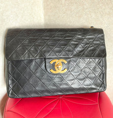 Vintage CHANEL black lamb leather large, jumbo size shoulder bag with big golden CC closure and chain strap. 2.55 classic purse. 050223rc1