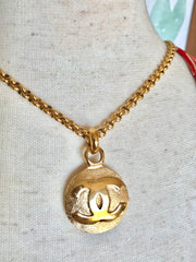Vintage CHANEL golden chain necklace with round CC mark charm pendant top. Gorgeous jewelry. Best gift idea. 040107br1