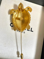 Vintage CHANEL golden turtle pin brooch with CC mark. Can be used for scarf, hat, shawl, jacket, and anything you can think of. 0408243