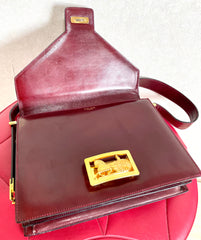 Vintage Celine wine red shoulder bag with clutch purse with golden carriage logo. Perfect elegance for your daily use. 050326rk1